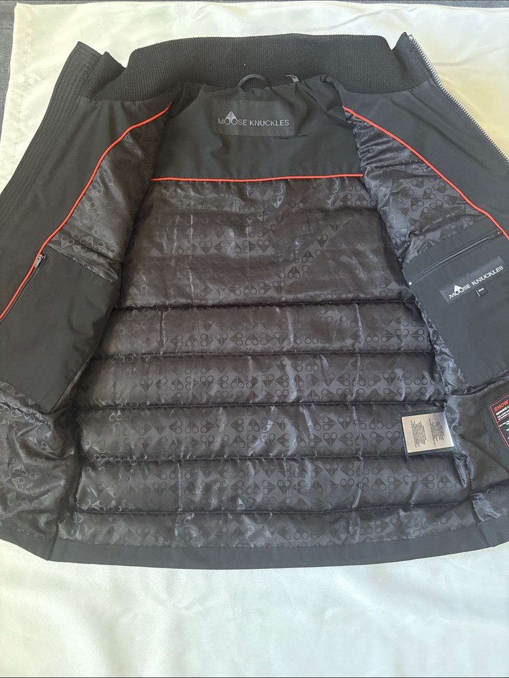 Moose  Knuckle Men's Black Quilted Puffer Jacket with Leather Sleeves Size M - Picture 6 of 15